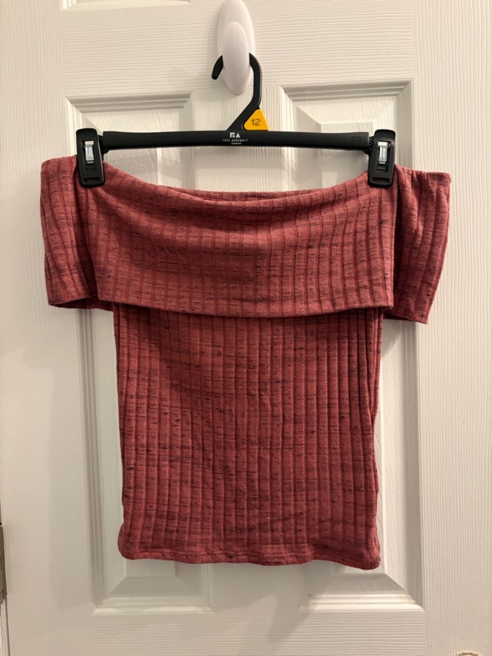 Express Off-the-Shoulder Ribbed Sweater Top - Picture 3 of 6